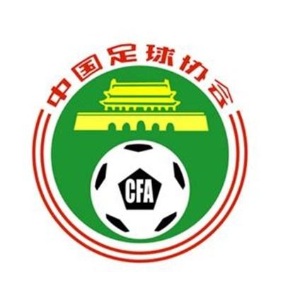 司法部门的工作人员，此时依旧难掩震惊的看着杜海清，开口道：女士，您确定要以六千两百万的高价，购买这套房产吗？如果您现在想违约的话，我们只会扣除您一万元的竞拍押金，然后把您加入黑名单一年而已，您要不要再考虑考虑？这毕竟是一场司法拍卖，拍卖所得的所有资金都将用于被告偿还其涉案的金额。